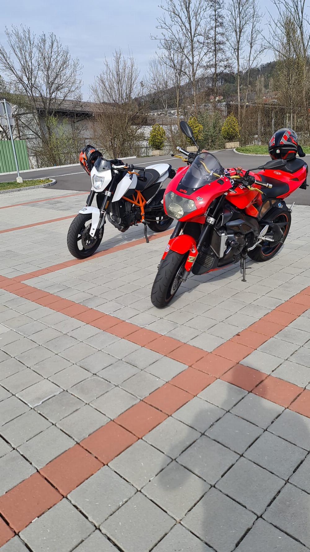 Motorrad verkaufen Aprilia RSV 1000 Tuono R Ankauf